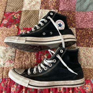 Black high top converse